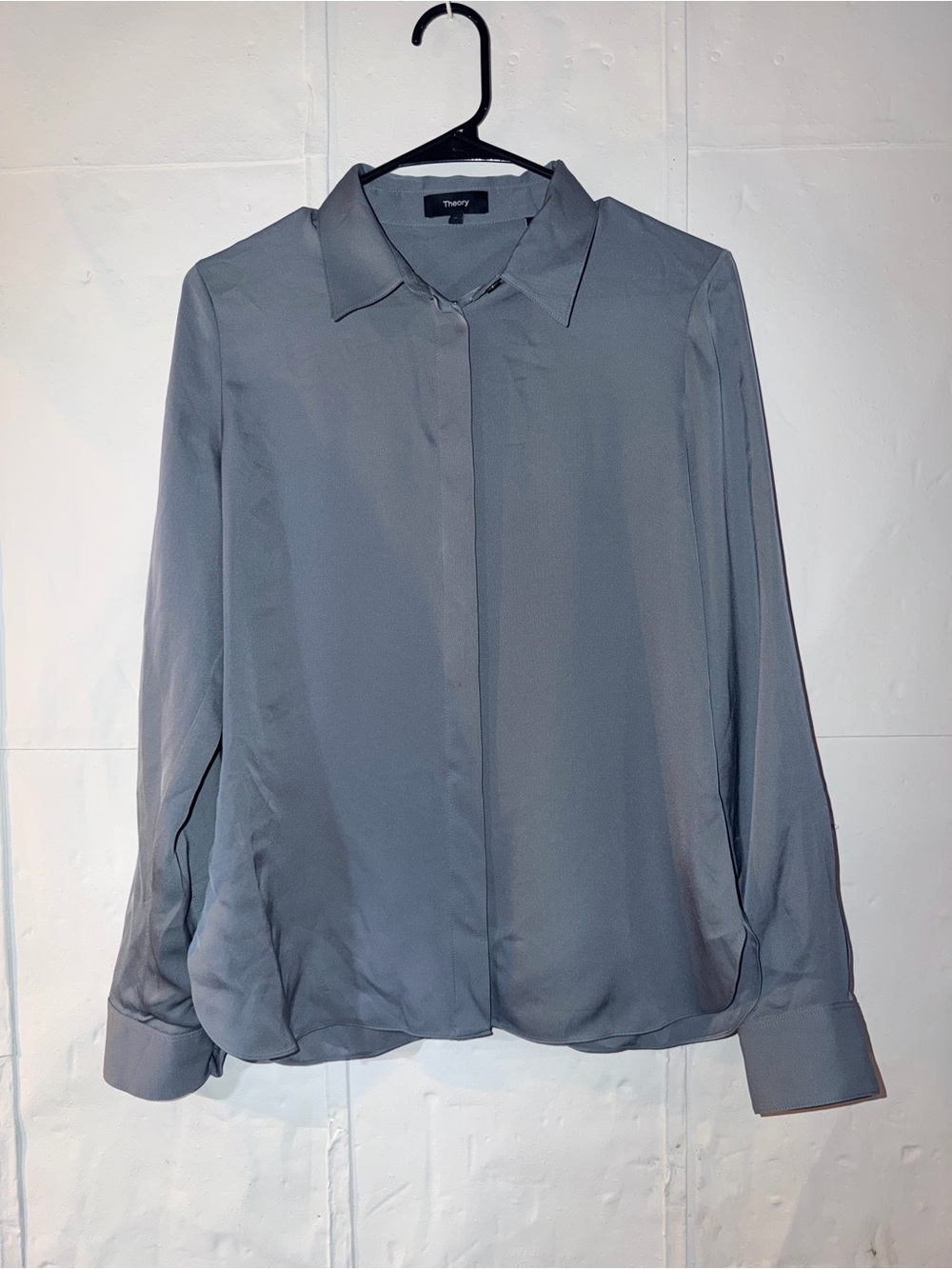 Theory 100% Silk Blue Granite Long Sleeve Blouse Light Blue Size M office Siren